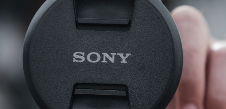 Sony processa mais uma empresa brasileira por cópia de seu controle Dualshock